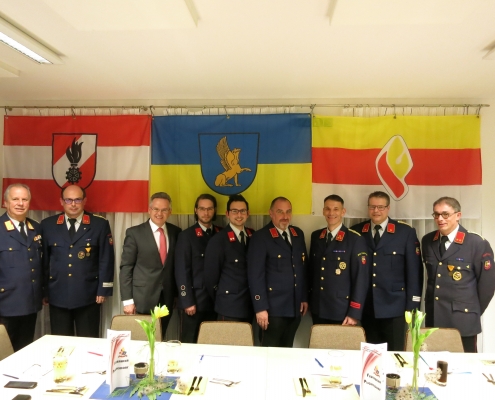 BFK Stv. Josef Matschnig, KDT Gottfried Duller, BGM Andreas Scherwitzl, Thomas Eckart, Christoph Duller, KDT Stv. Roland Eckart, AFK Christian Karlbauer, Bernhard Strauss, Ingo Hudelist v.l.n.r